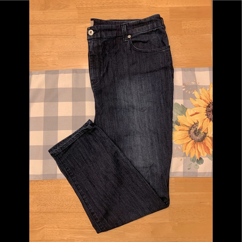 Like New Chico’s Jeans, Ankle length, 5 pocket